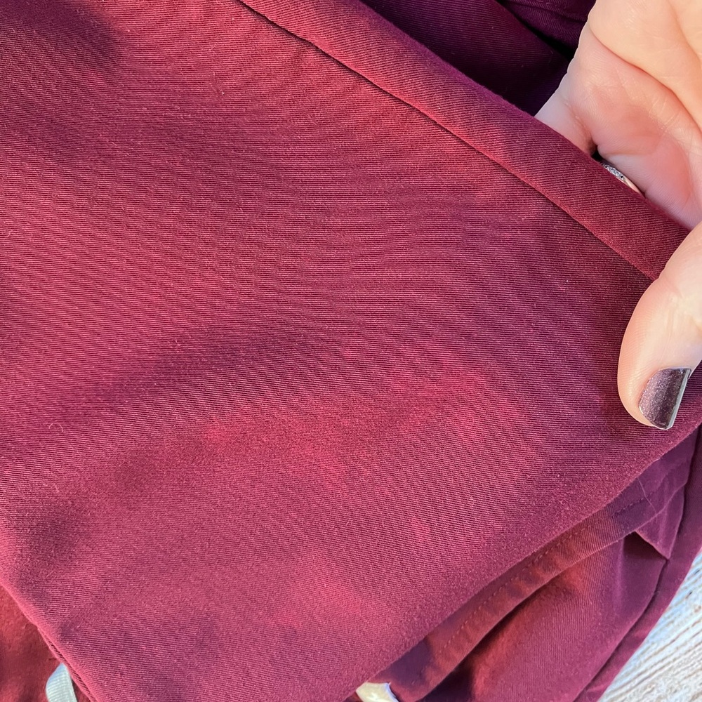 Figs burgundy scrub set xs - Picture 2 of 8